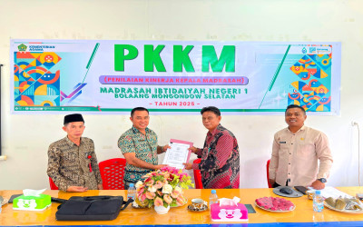 Sukses PKKM 1 Tahunan, Kasman Raih Predikat Amat Baik sebagai Kepala Madrasah Periode 2025