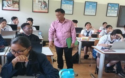 Kepala MIN 1 Bolsel ikuti Studi Tiru di SMA Lokon St. Nikolaus Tomohon
